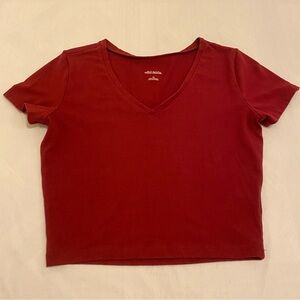 Wild Fable Burgundy Crop Top Short Sleeve V-Neck T-Shirt Size M